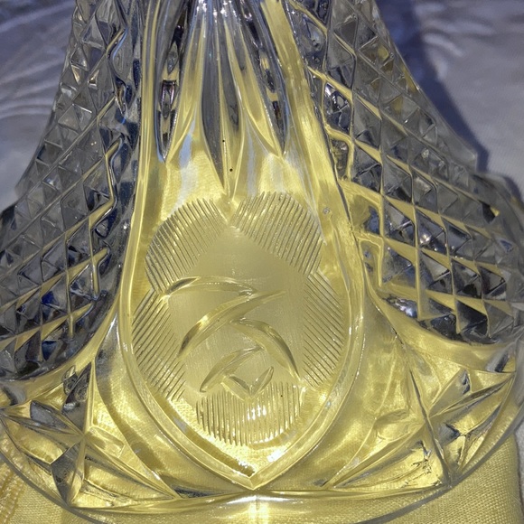 LEAD CRYSTAL candlestick with 3 etched roses and diamond design  $44 - Picture 2 of 4